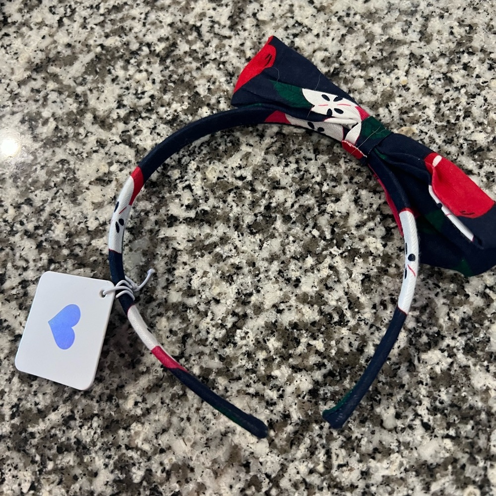 5/$10 The children’s place Apple headband new